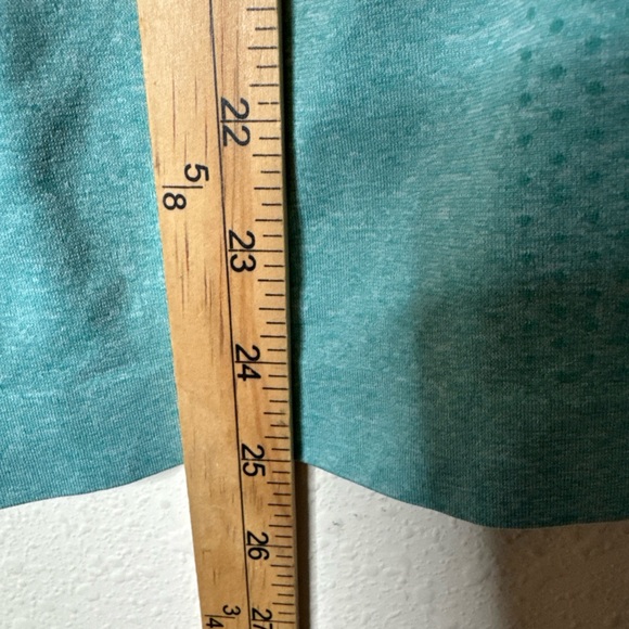 FIGS Limited Hydrogreen Underscrub Salta Seamless Long Sleeve Performance, Small - Picture 8 of 10